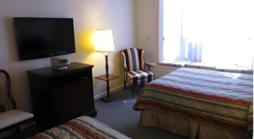 Hilgard House Westwood Village Hotel