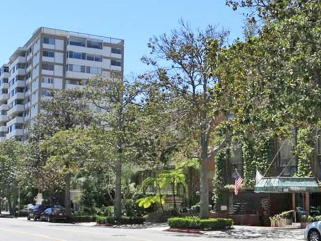 Hilgard House Westwood Village