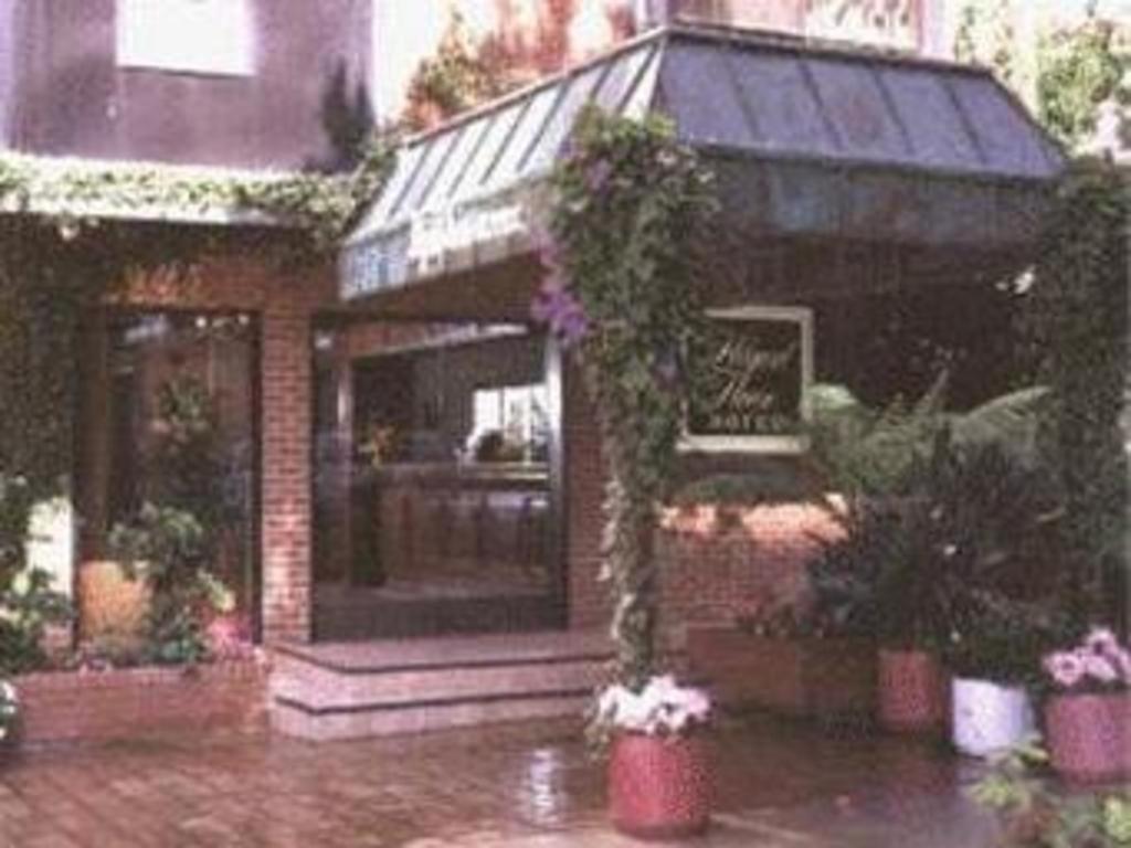 Hilgard House Westwood Village *