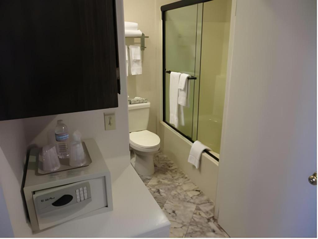 Hilgard House Westwood Village Hotel *