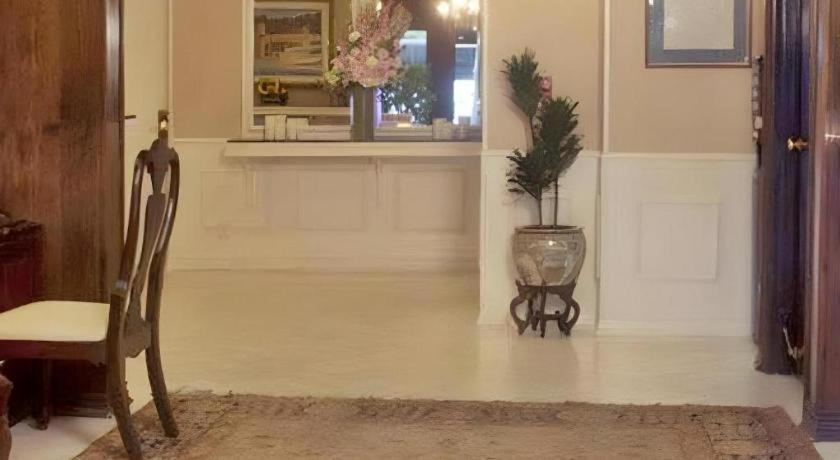 Hilgard House Westwood Village *